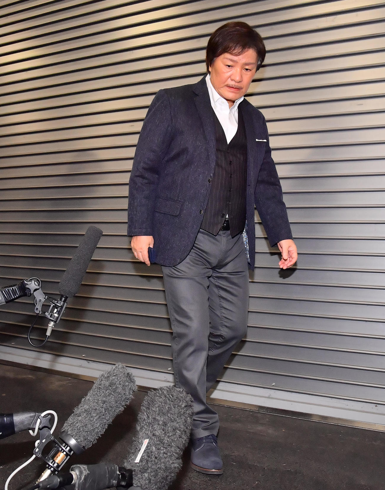 コンサート終了後に会見を行った堀内孝雄（撮影・清水貴仁）