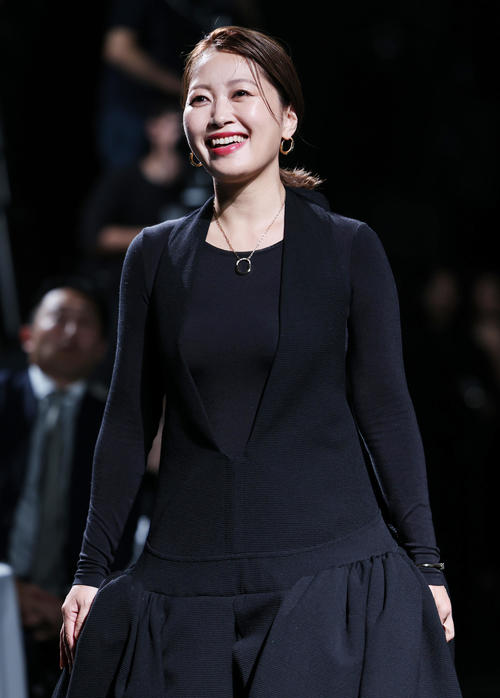 「ハーパーズバザー10周年イベント」に登場した坂本美雨（撮影・野上伸悟）