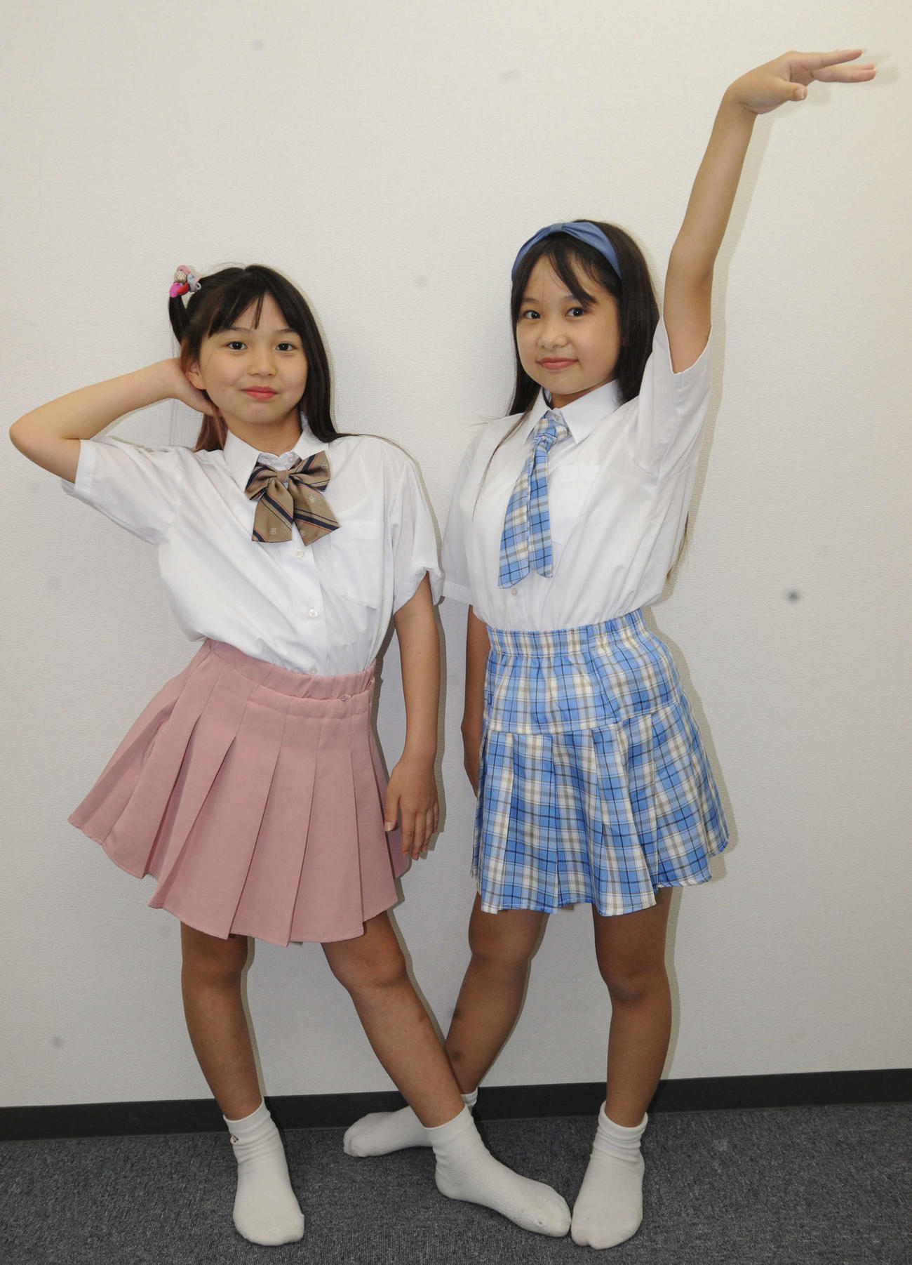 M－1グランプリ2023で注目を浴びるラブリースマイリーベイビーの、ほのの（左）と、あいり（撮影・松尾幸之介）