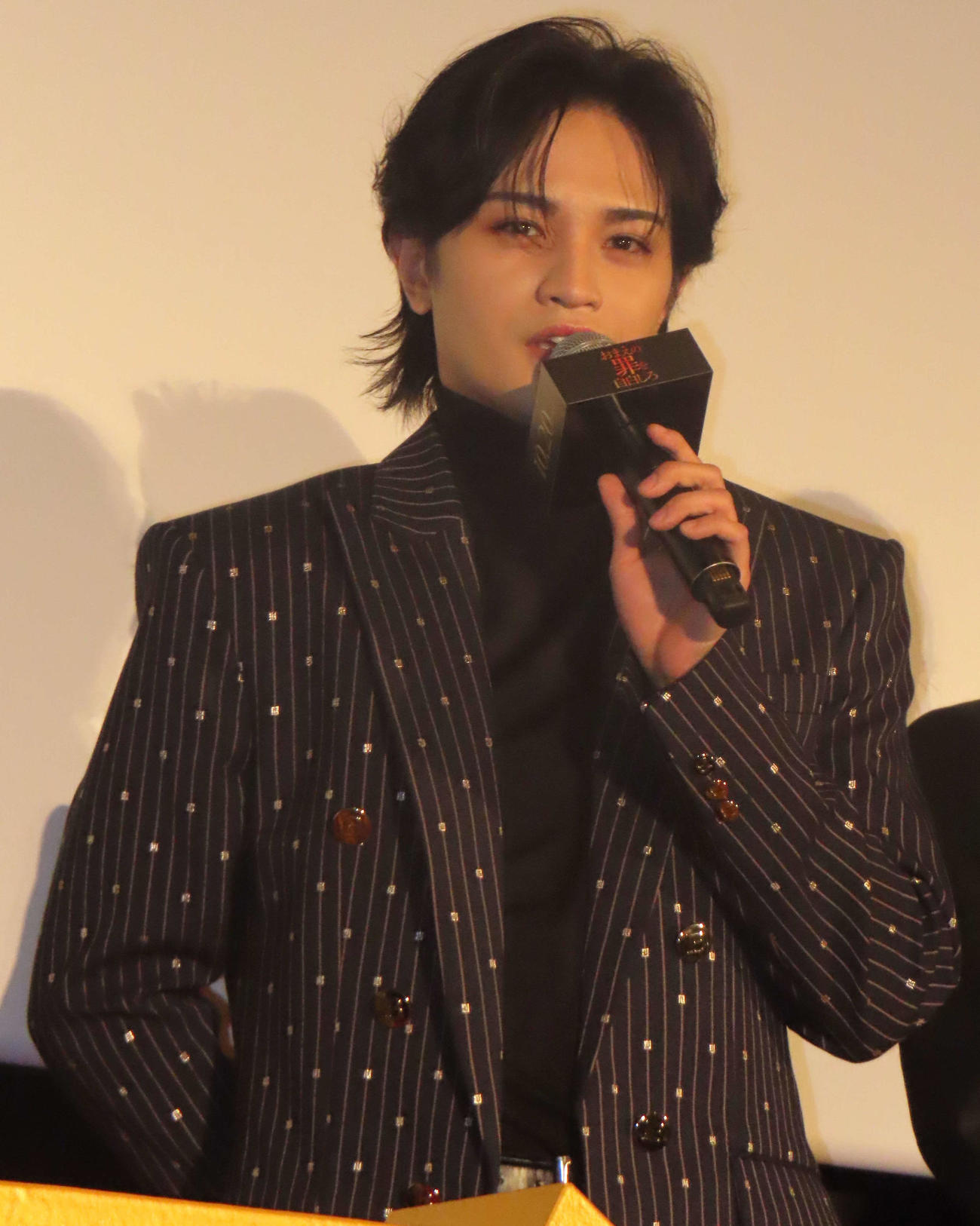主演映画「おまえの罪を自白しろ」公開初日舞台あいさつに出席したSexy Zone中島健人