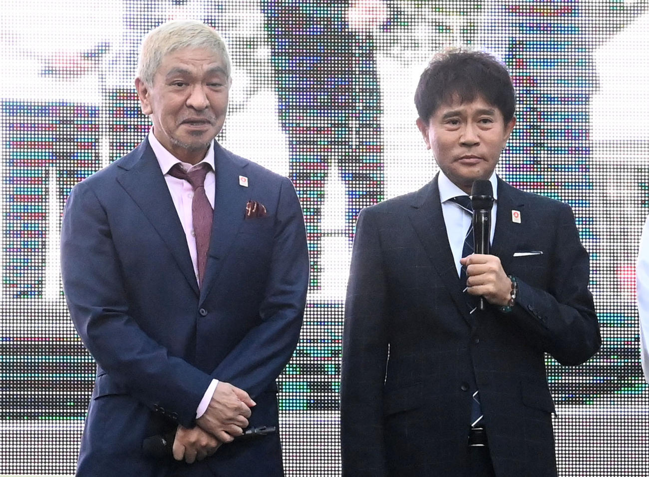 ダウンタウン松本人志と浜田雅功（2022年11月撮影）