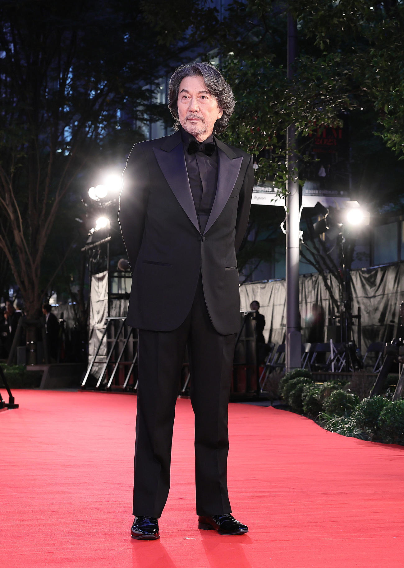 レッドカーペットに登場した役所広司（撮影・足立雅史）