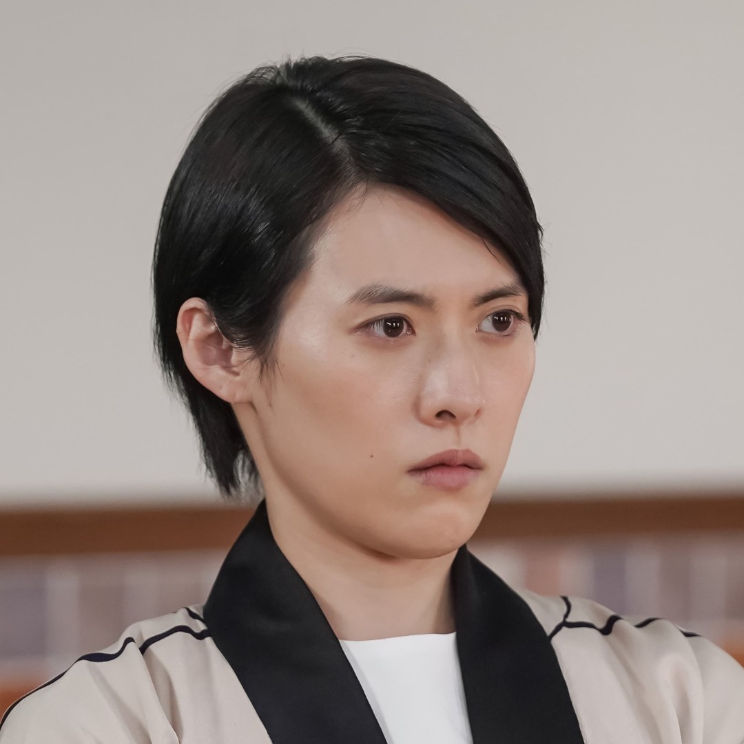ヒロイン先輩の橘アオイを演じる翼和希