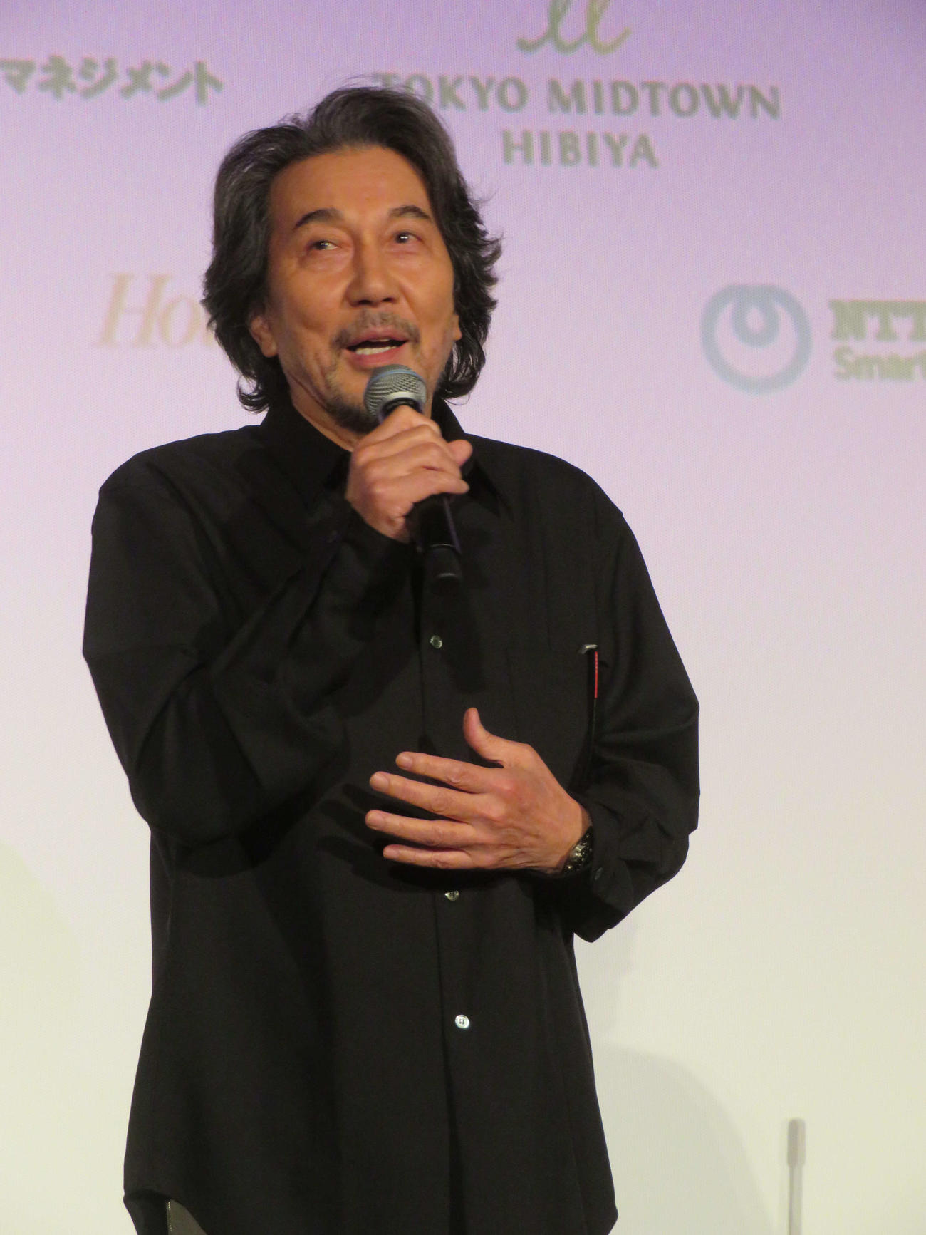 東京国際映画祭で上映された坂本龍一さんのドキュメンタリー映画「「Ryuichi Sakamoto－Opus」上映前にトークを行った役所広司（撮影・村上幸将）