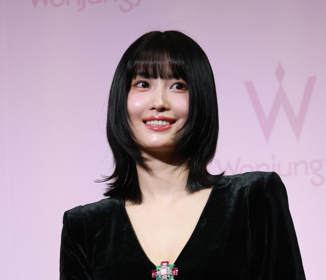 メイクアップイベントを行ったTWICEのMOMO（撮影・中島郁夫）