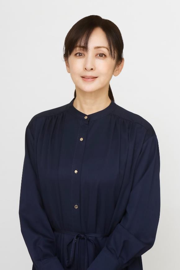 ドラマ「いちばんすきな花」に出演する斉藤由貴