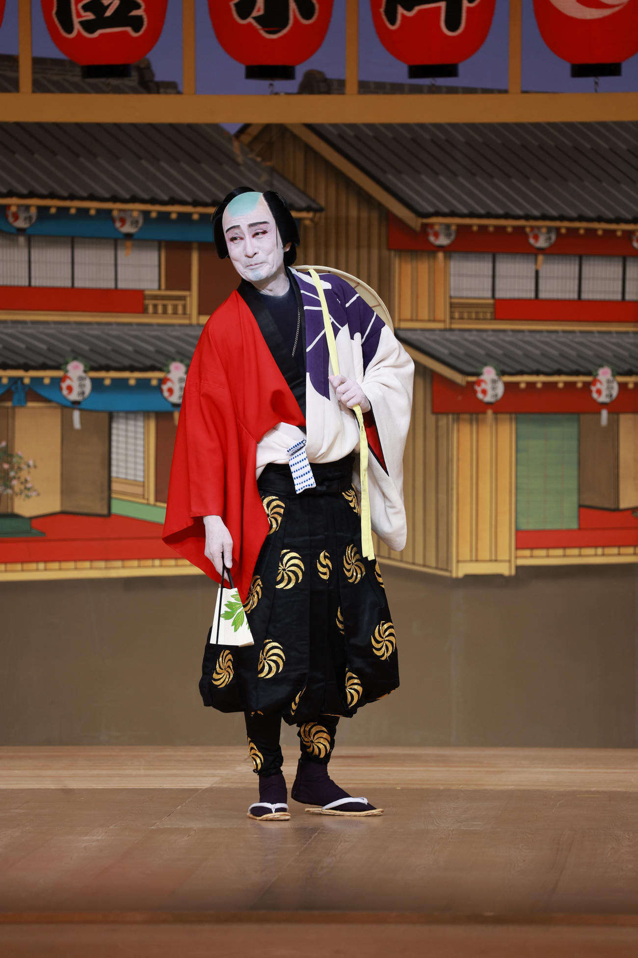歌舞伎舞踊「お祭り」を披露する片岡仁左衛門（撮影・中島郁夫）