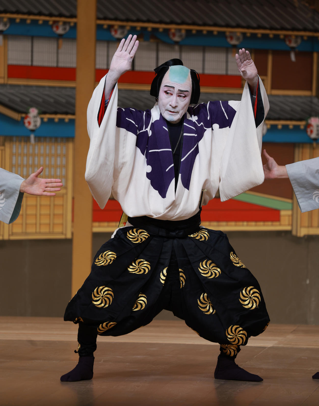 歌舞伎舞踊「お祭り」を披露する片岡仁左衛門（撮影・中島郁夫）