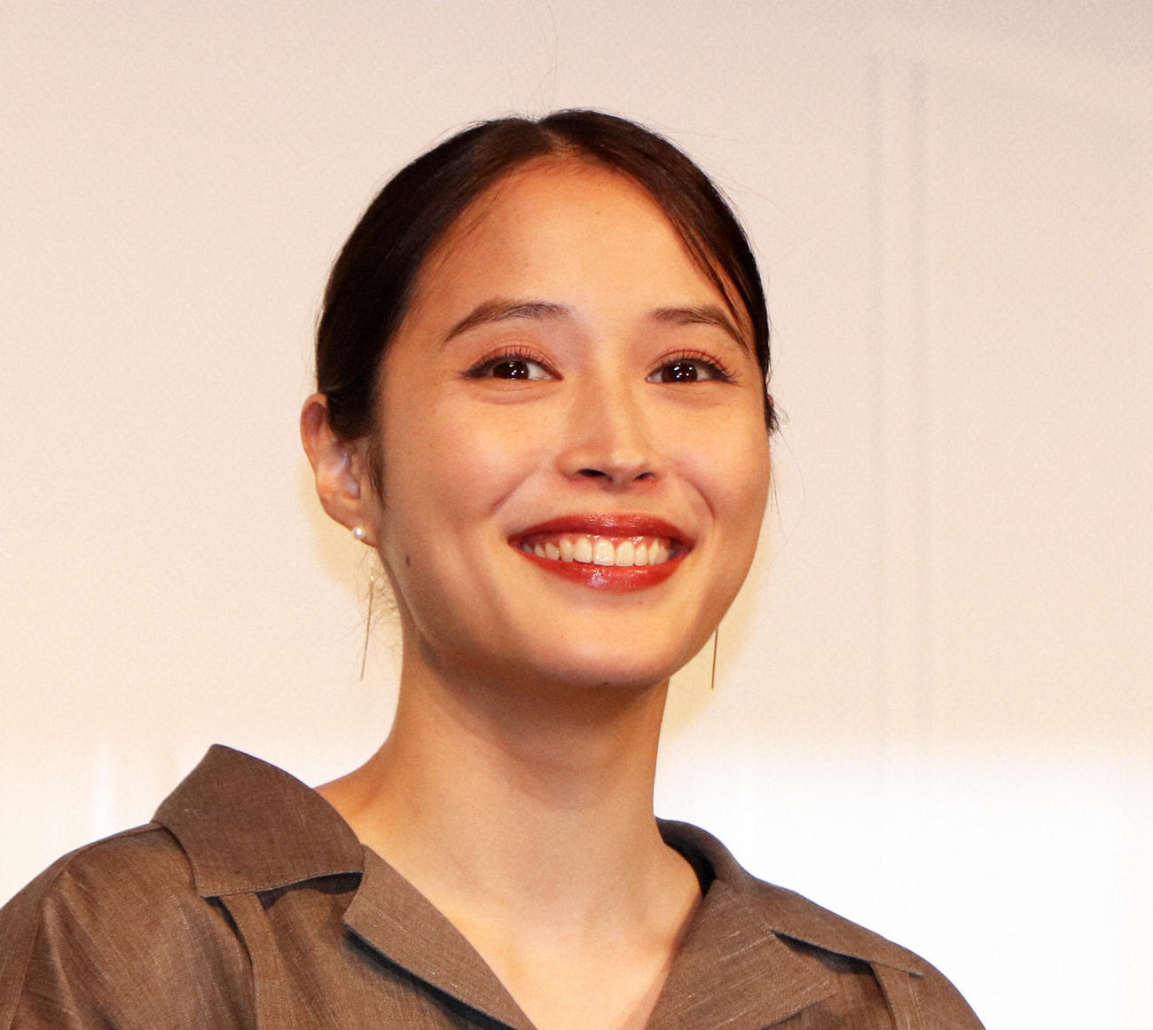 広瀬アリス（2022年撮影）