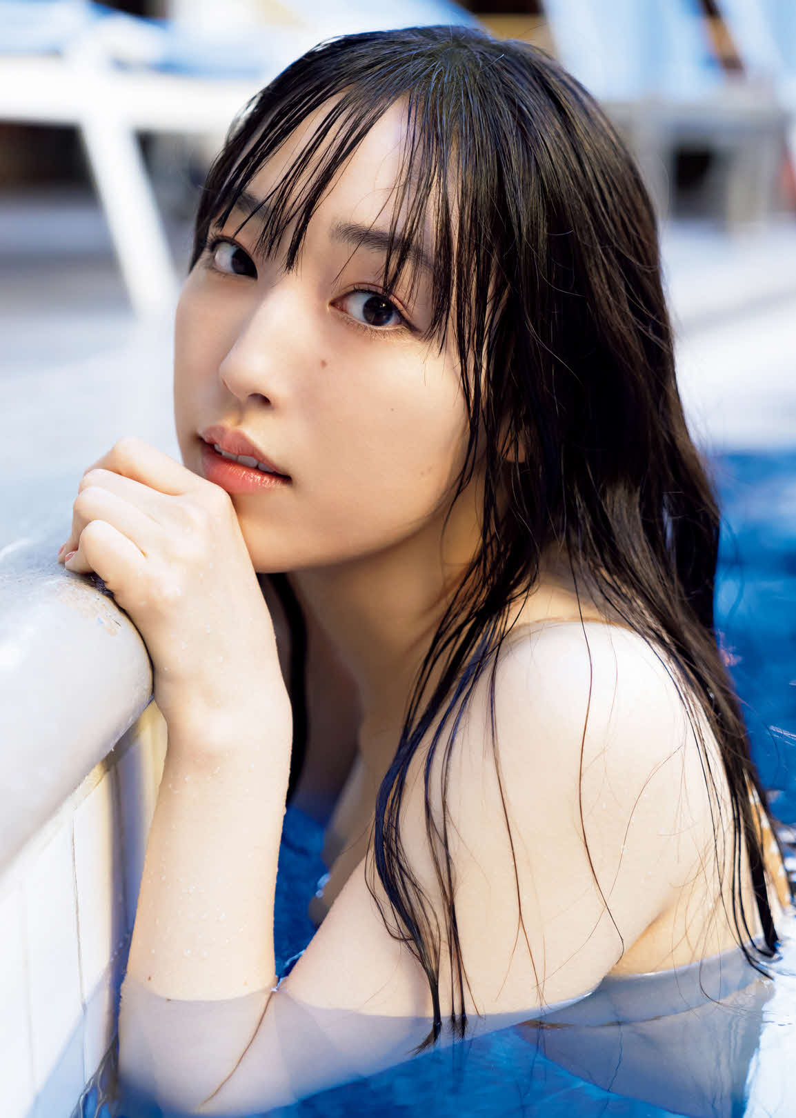 モーニング娘。’23譜久村聖写真集「LAST SCENE」　撮影：唐木貴央　ワニブックス刊