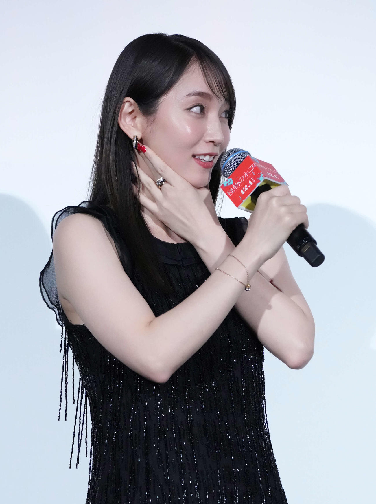 映画「怪物の木こり」の東京国際映画祭ジャパンプレミアに臨む吉岡里帆（撮影・小沢裕）