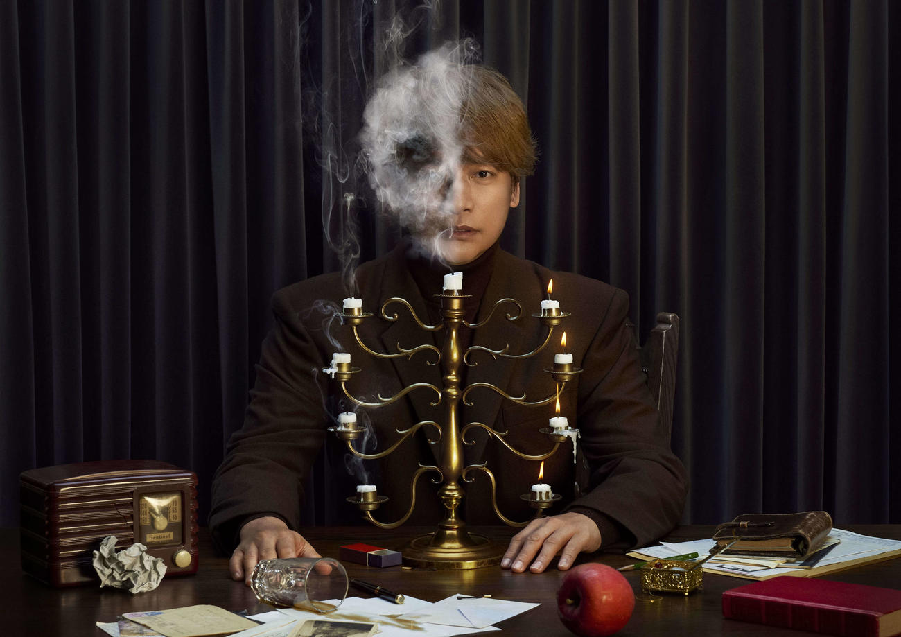 香取慎吾が出演する音楽劇「テラヤマ・キャバレー」新ビジュアル