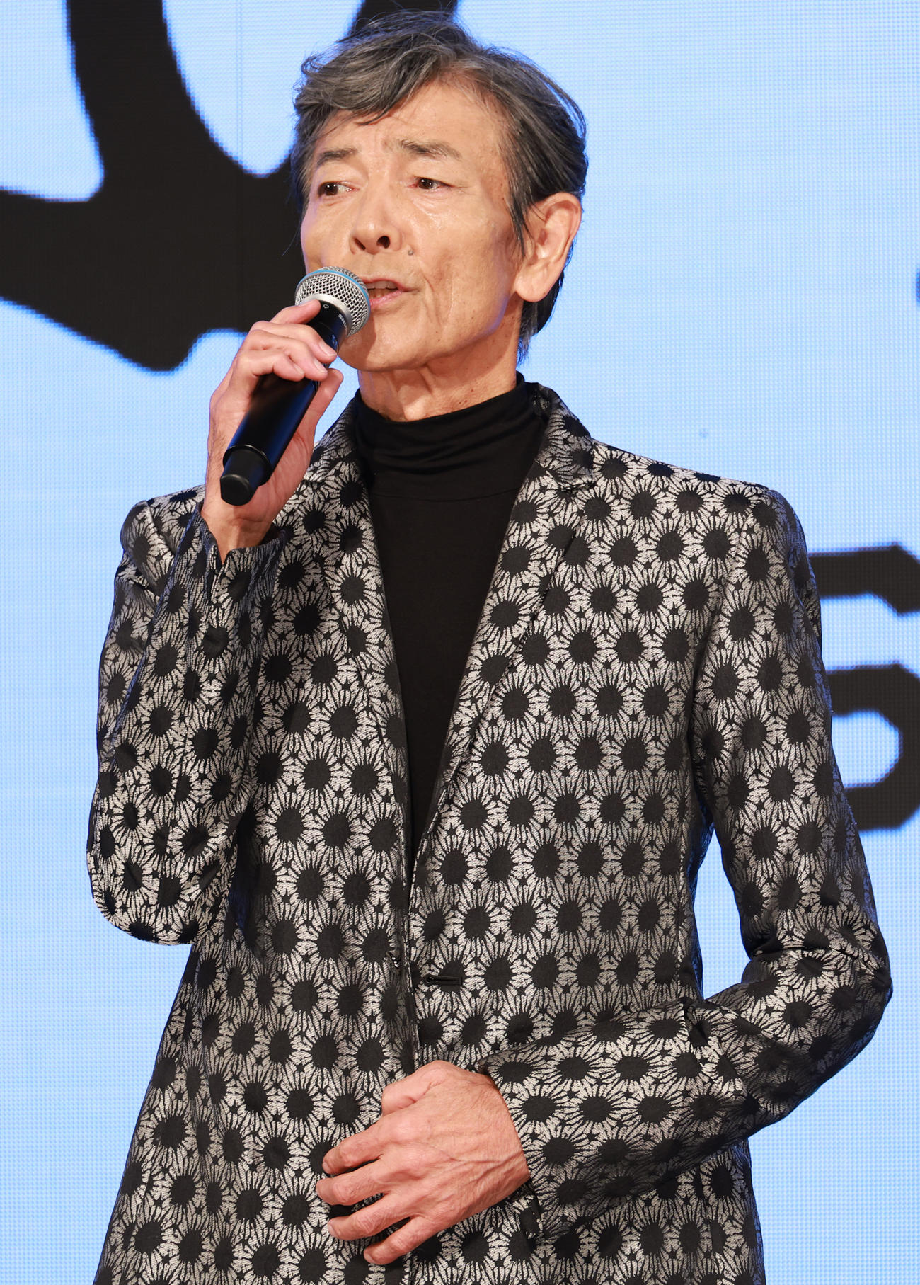 映画「あぶない刑事」製作発表を行う柴田恭兵（撮影・中島郁夫）