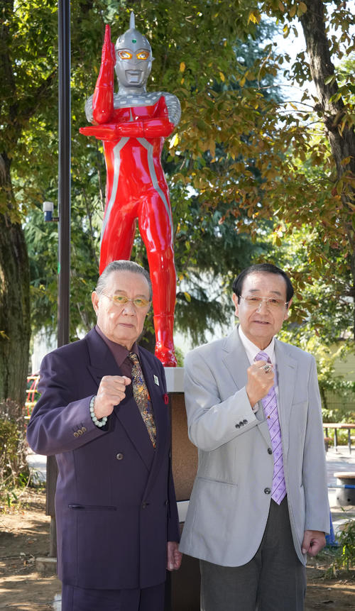 ウルトラ俳優の森次晃嗣＆高峰圭二「デュワッ！」の掛け声で