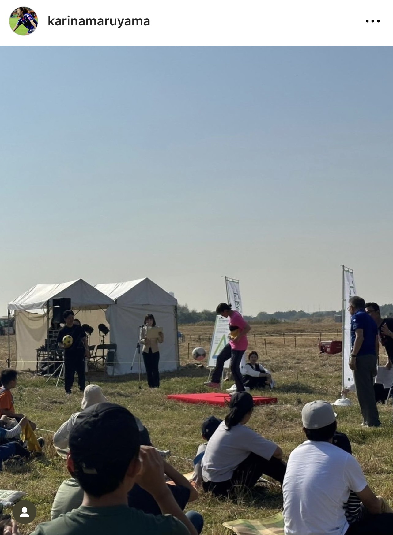 リフティングを披露する丸山桂里奈（丸山桂里奈のインスタグラムから）
