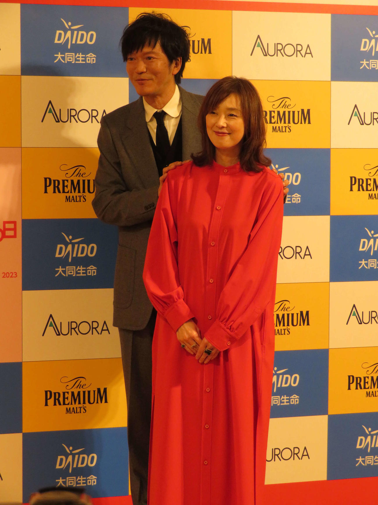 「いい夫婦　パートナー・オブ・ザ・イヤー　2023」記者発表会に出席した俳優の田辺誠一と大塚寧々夫妻