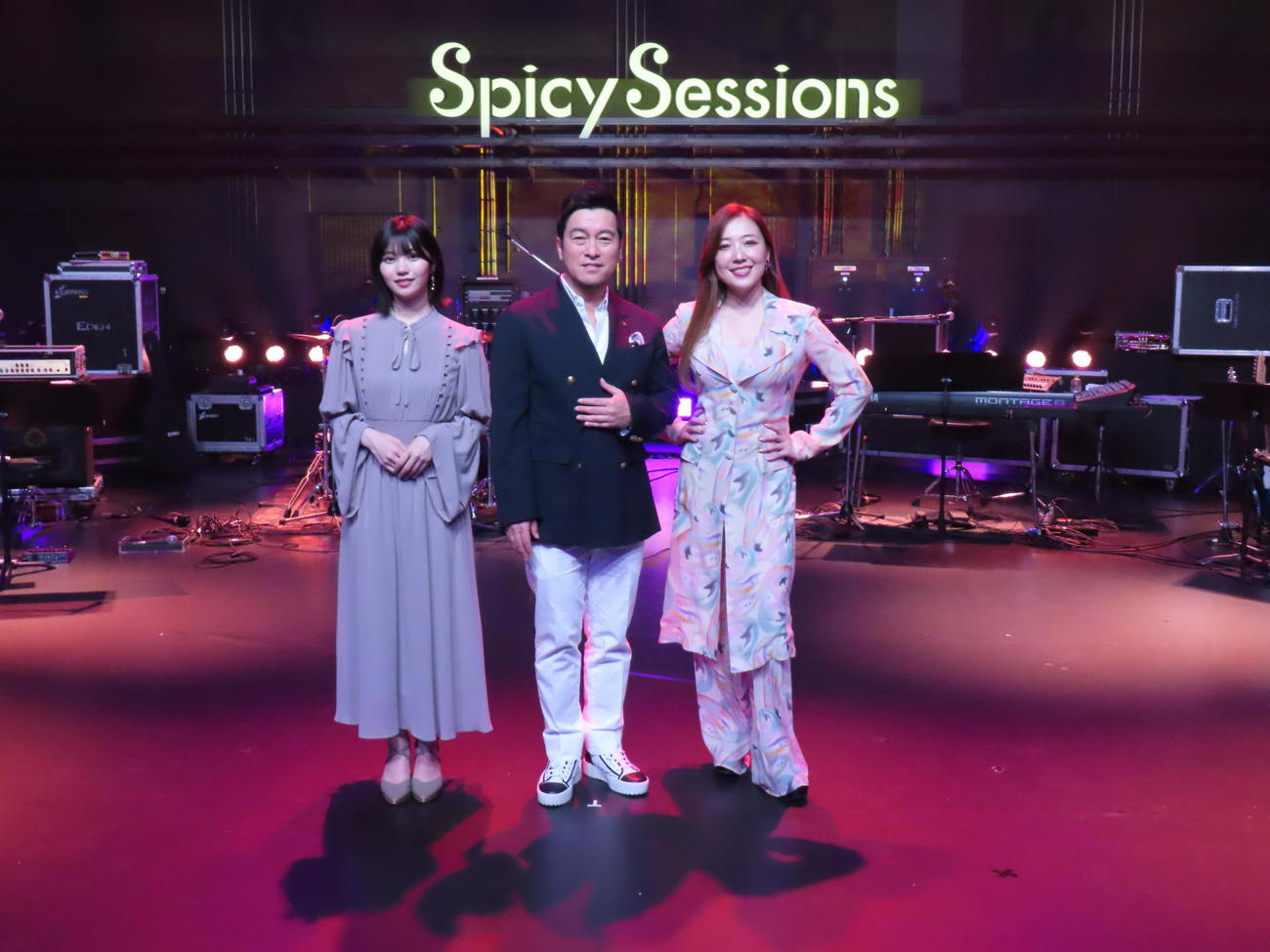 CSTBSチャンネル1の新音楽番組「Spicy Sessions」に出演する（左から）乃木坂46中西アルノ、黒沢薫、平原綾香（撮影・横山慧）