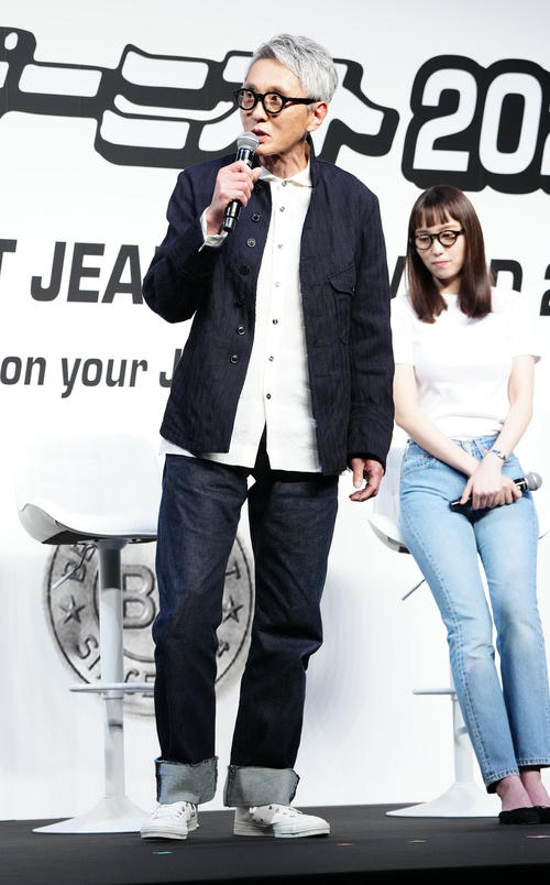 「第40回ベストジーニスト2023」授賞式に臨む松重豊（撮影・江口和貴）