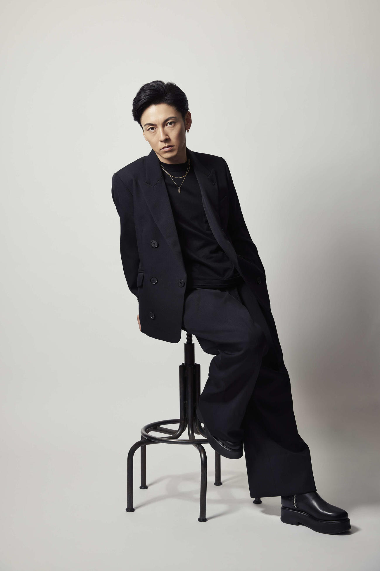 ライブ「TOMOYUKI YARA THE NEWLY」を開催する屋良朝幸