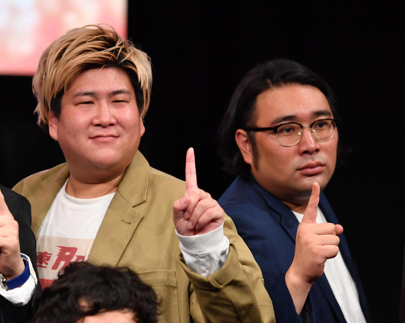 ビスケットブラザーズのきん（左）と原田泰雅（2023年6月撮影）