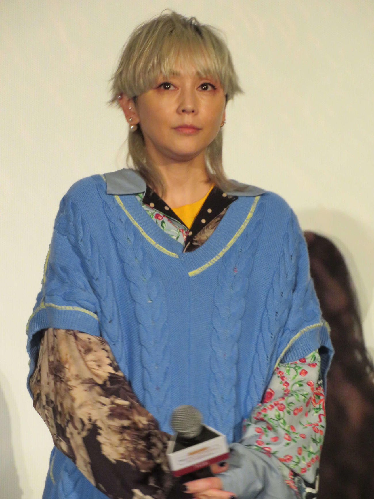 アニメ映画「劇場版　シルバニアファミリー　フレアからのおくりもの」完成披露上映会に登壇したPUFFYの吉村由美（撮影・村上幸将）
