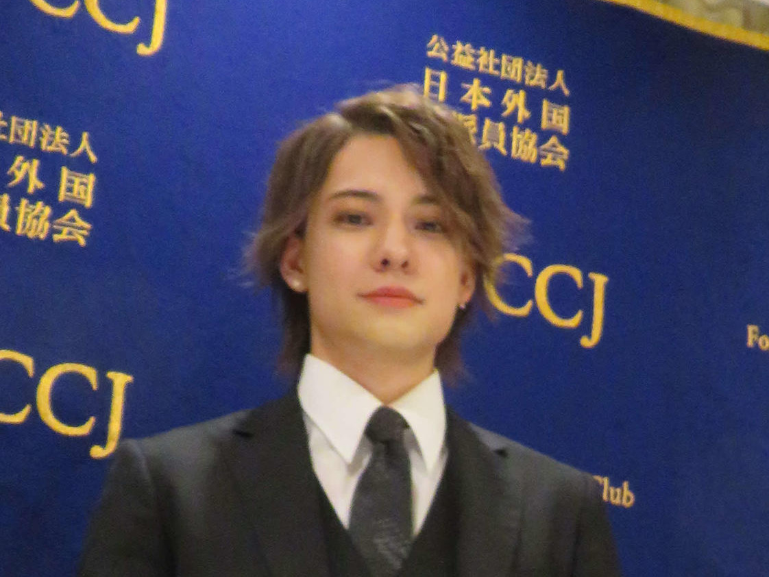 カウアン・オカモト氏