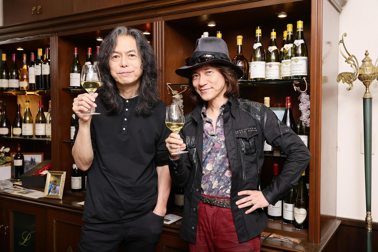 「ロックンロール」な生きざまを語ったDiamond Shakeのダイアモンド☆ユカイ（右）と木暮“shake”武彦（2023年10月撮影）
