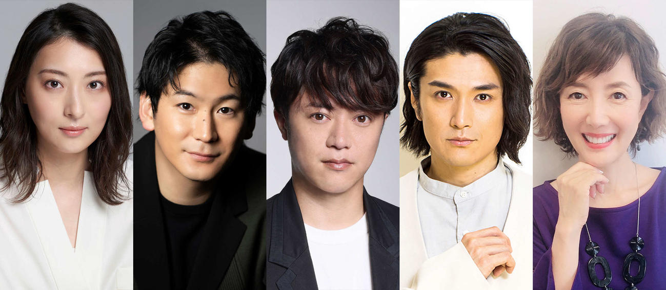 ミュージカル「20世紀号に乗って」に出演する、左から珠城りょう、小野田龍之介、上川一哉、渡辺大輔、戸田恵子