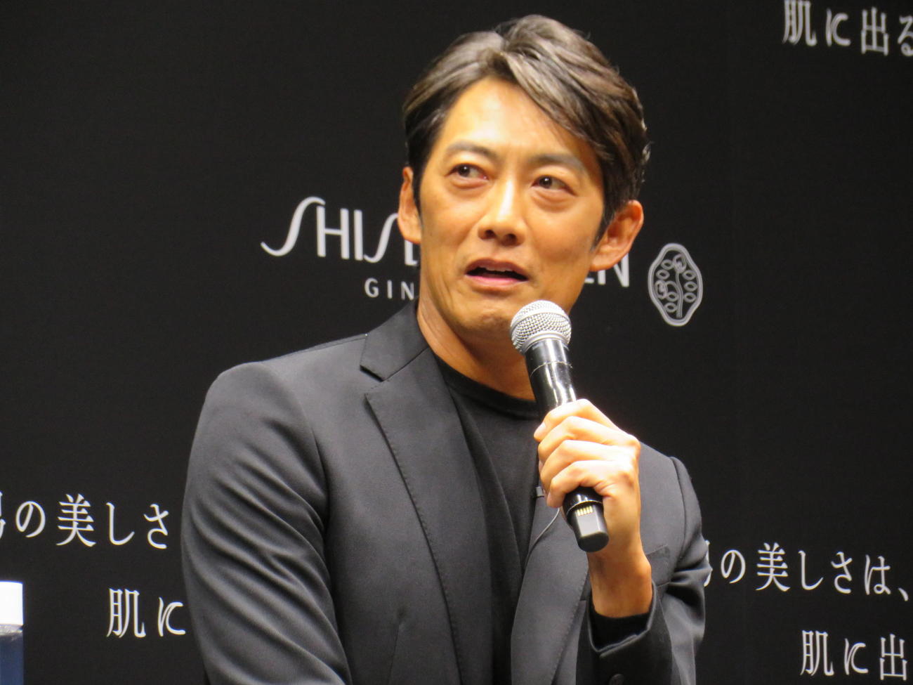 資生堂の男性向け化粧品ブランド「SHISEIDO MEN」の新プロモーション発表会に参加した反町隆史
