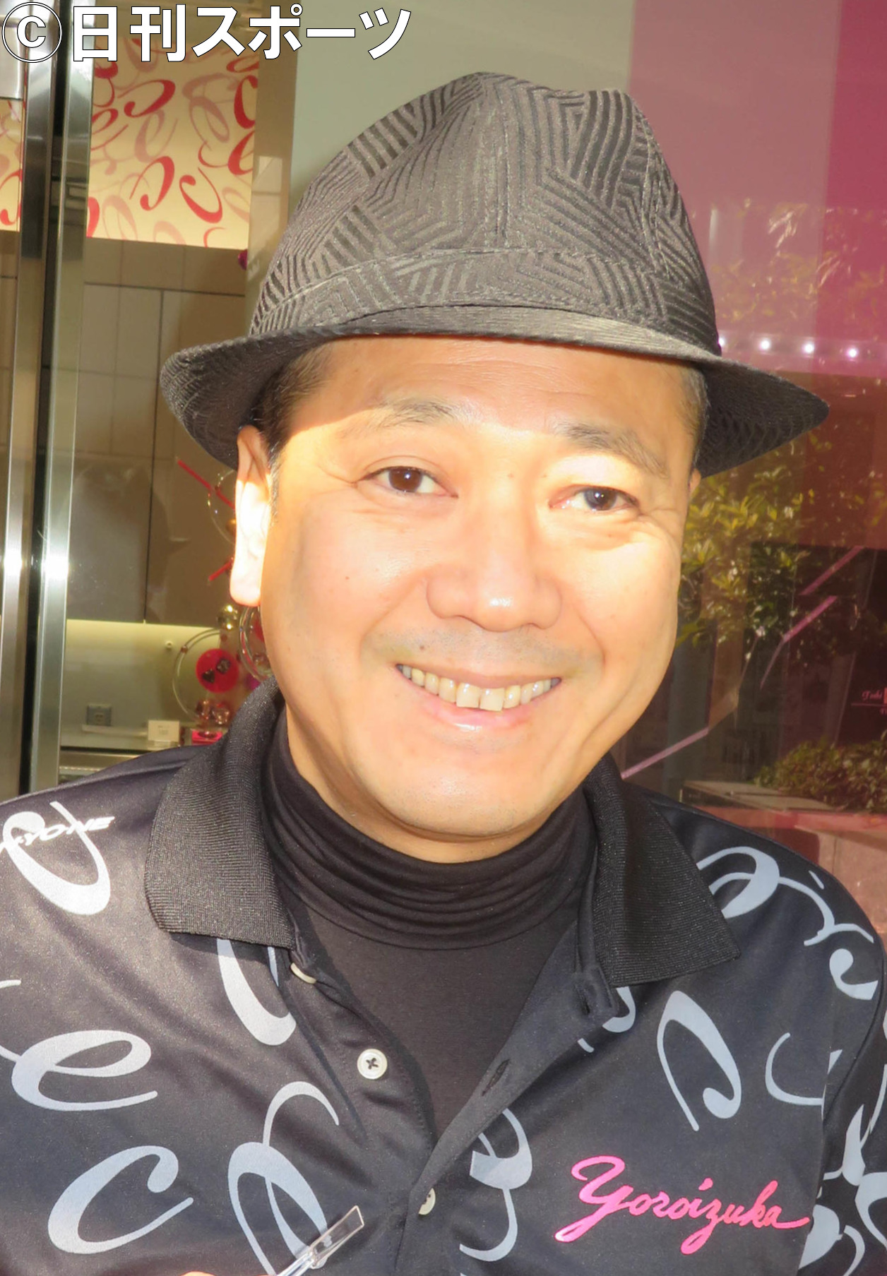 鎧塚俊彦氏