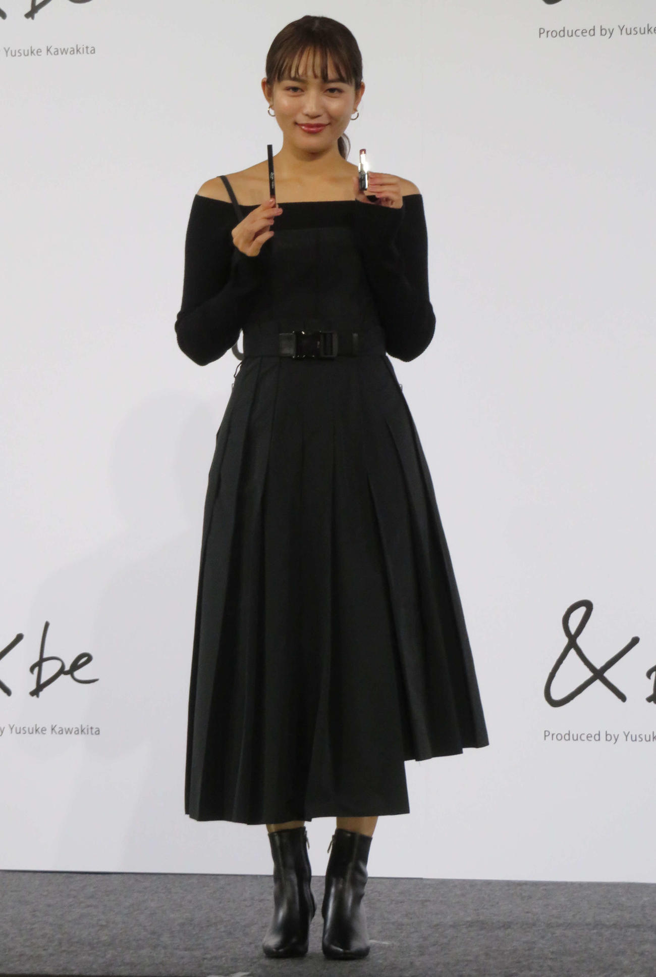 「＆be」コスメプロデュース発表会に登壇した川口春奈（撮影・村上幸将）