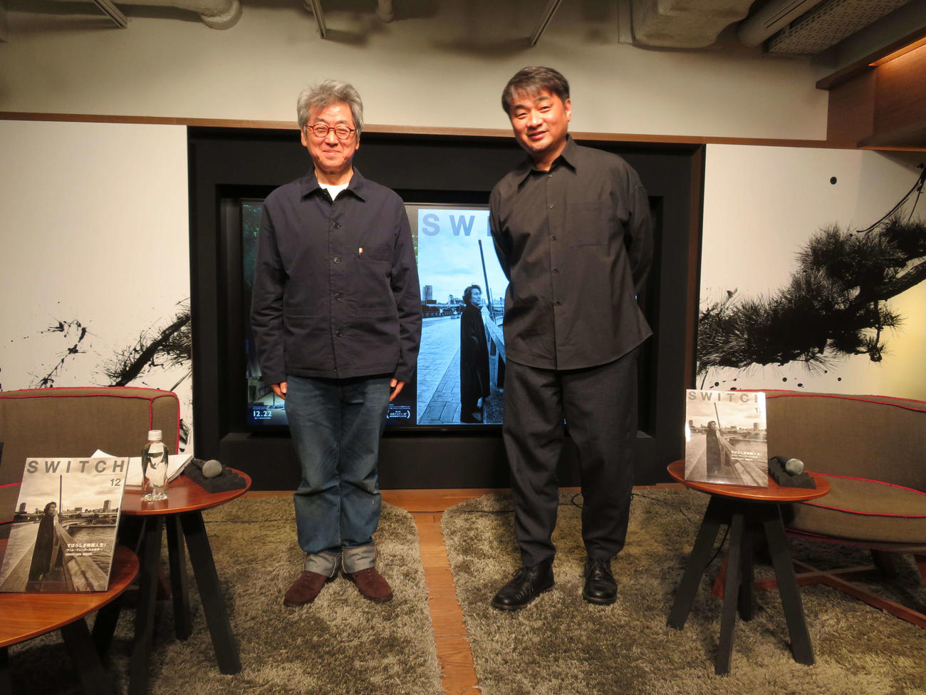 トークイベントを開いた映画「PERFECT DAYS」共同脚本・プロデュースの高崎卓馬氏（右）と「SWITCH」新井敏記編集長（撮影・村上幸将）