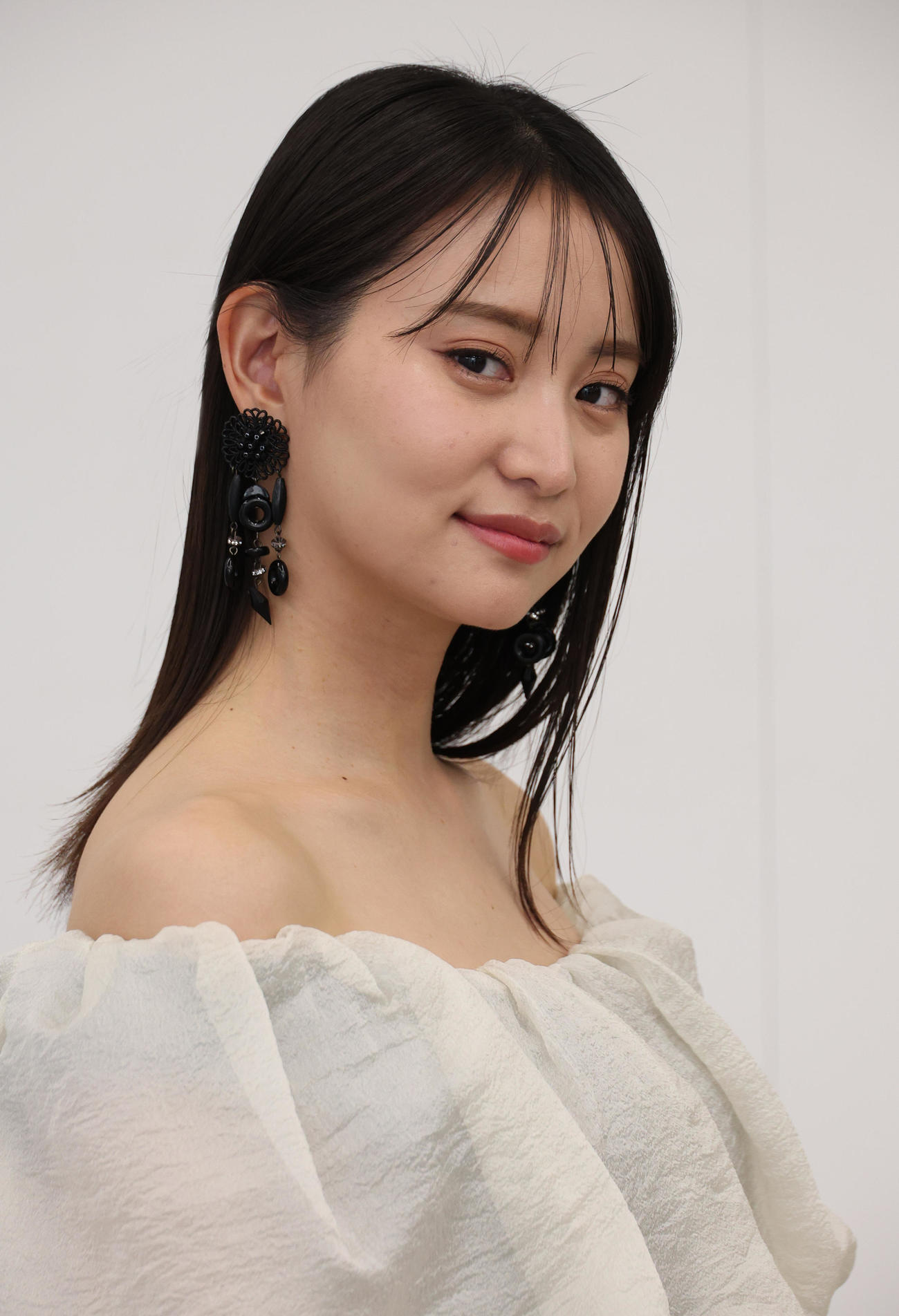 写真集「Capricious」発売について語った永尾まりや（撮影・中島郁夫）