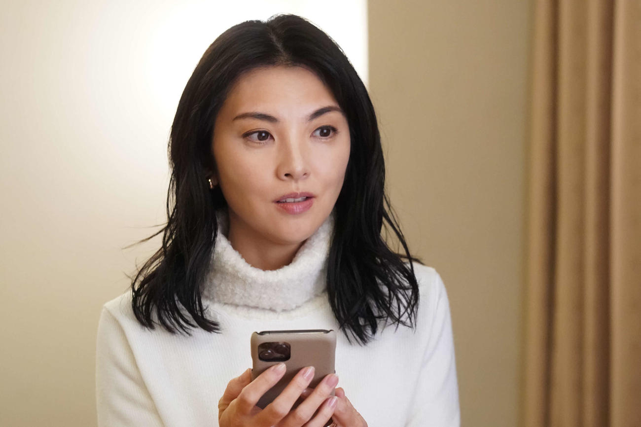 フジテレビ「いちばんすきな花」に登場した田中麗奈（C）フジテレビ