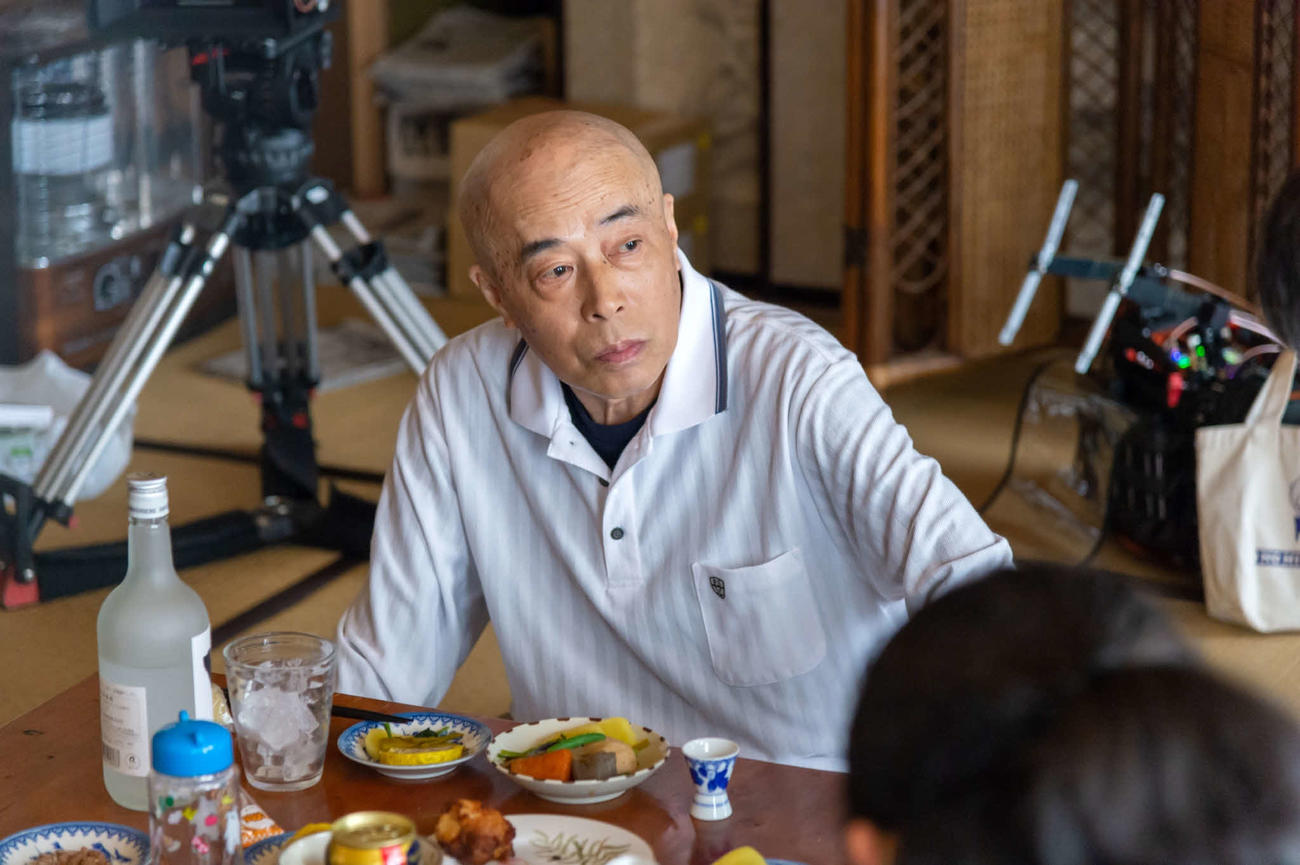 短編映画「シキ」で吉村界人演じる主人公の父を演じた井手らっきょ