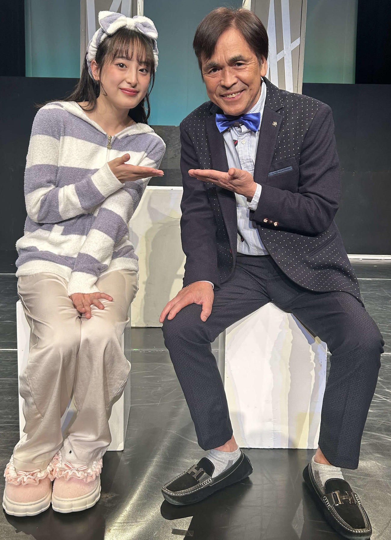 オムニバス舞台「見えない人たち～誰もそれに気づかなかった～」に出演する島田洋八（右）と川原美咲（撮影・松尾幸之介）