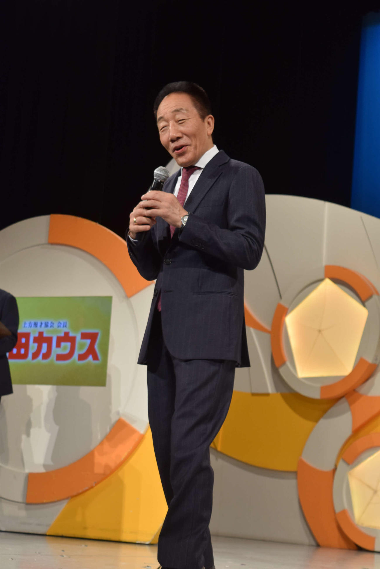 よしもと漫才劇場の成果に大満足の中田カウス（撮影・阪口孝志）