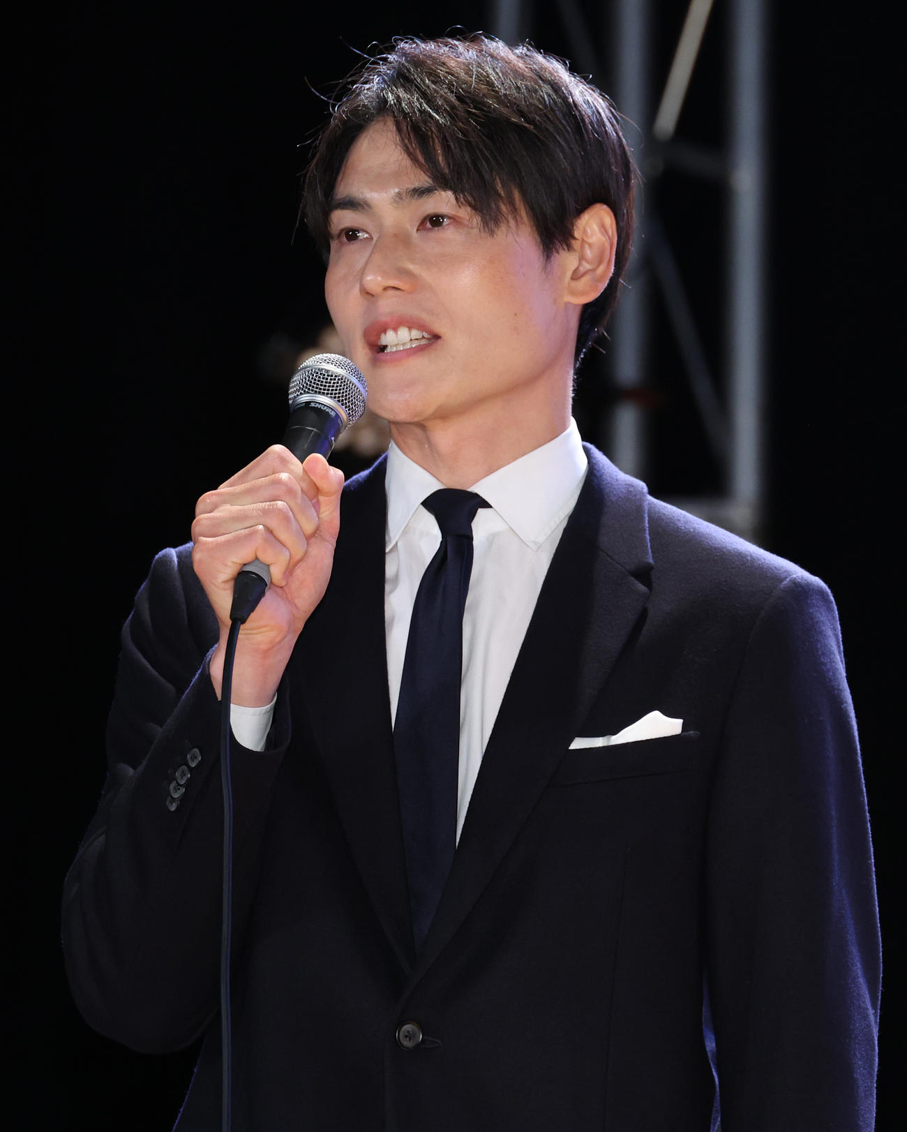 「THE WILLIAMS DAY」に参加した上重聡アナウンサー（撮影・中島郁夫）