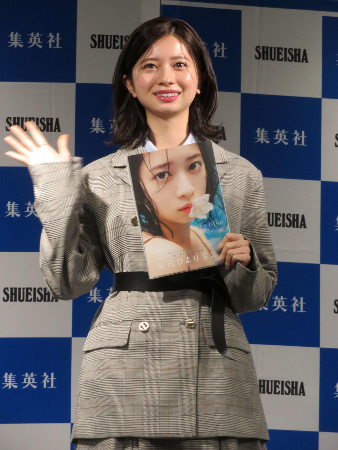 2冊目の写真集「my blue」発売記念会見を開いた桜田ひより（撮影・村上幸将）