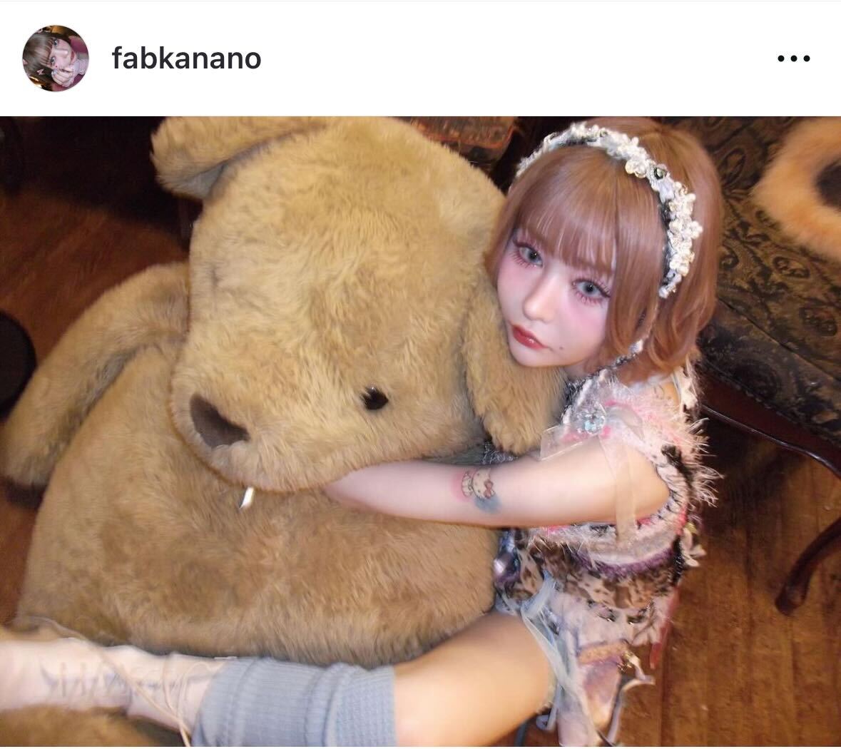 （戦慄かなののインスタグラムから）