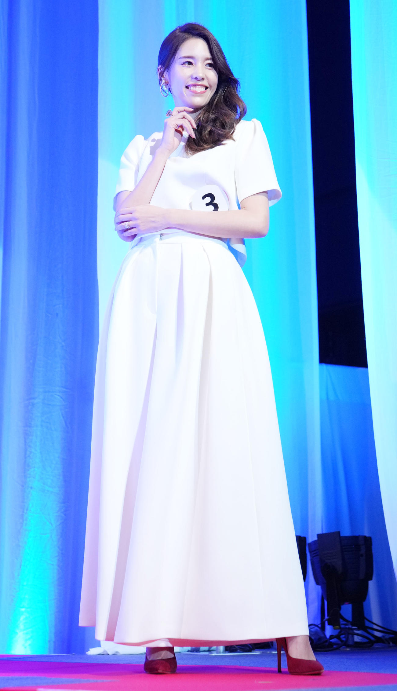 1stセレクション、私服で自己PRする金子幸花さん（撮影・横山健太）