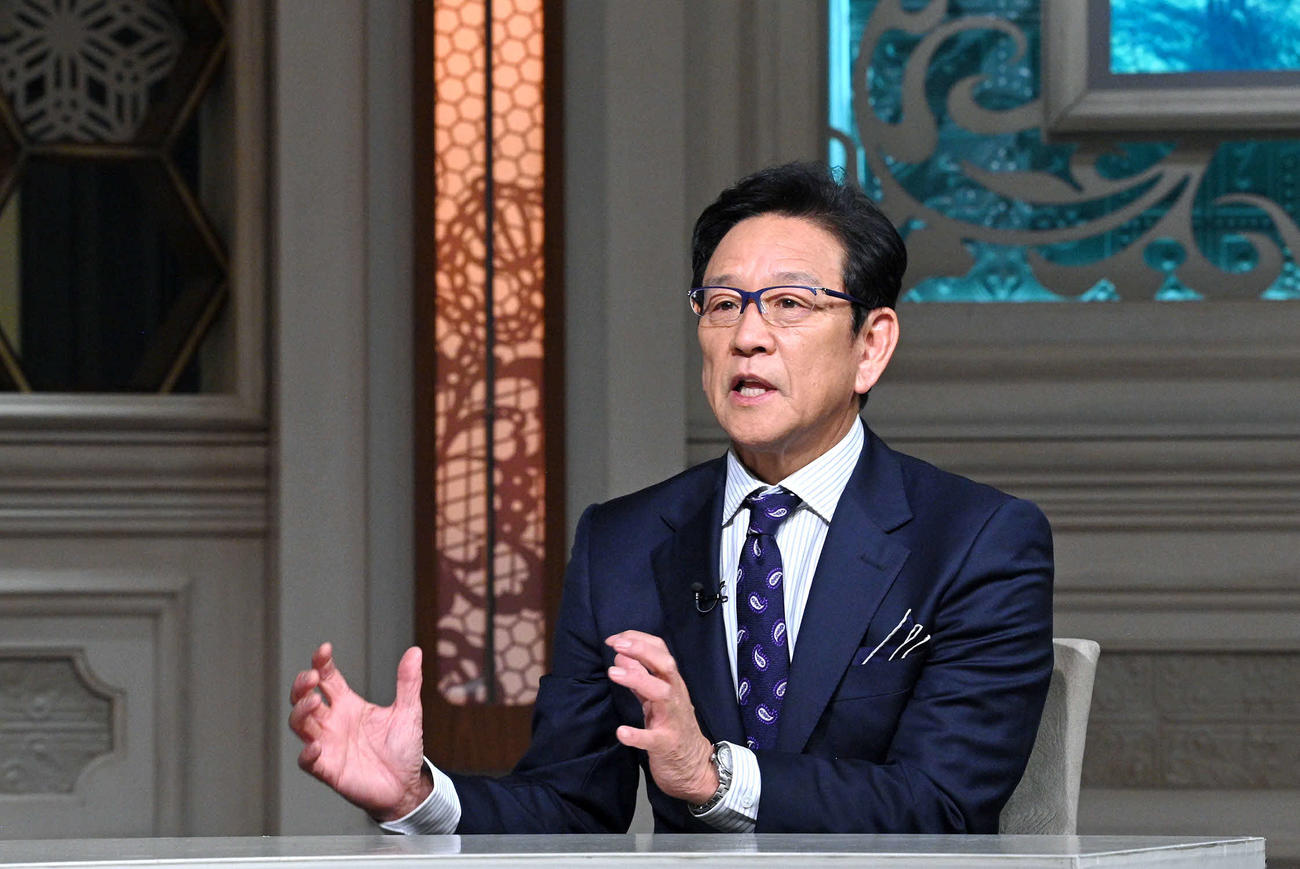 ゲスト出演したテレビ東京系経済トーク情報番組「カンブリア宮殿」で語る侍ジャパン前監督の栗山英樹氏