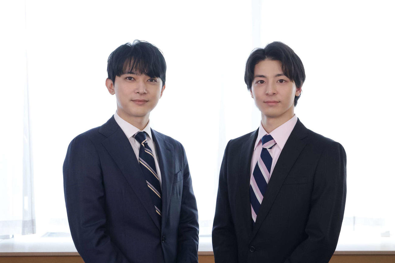「PICU小児集中治療室スペシャル2024」に出演する左から吉沢亮、高杉真宙(C)フジテレビ