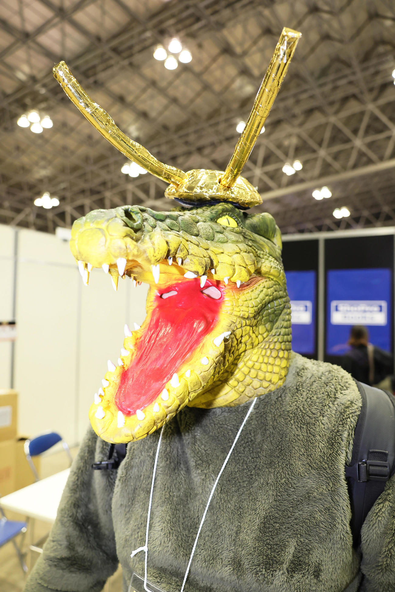 東京コミコン2023の会場でコスプレを楽しむ来場者（撮影・足立雅史）