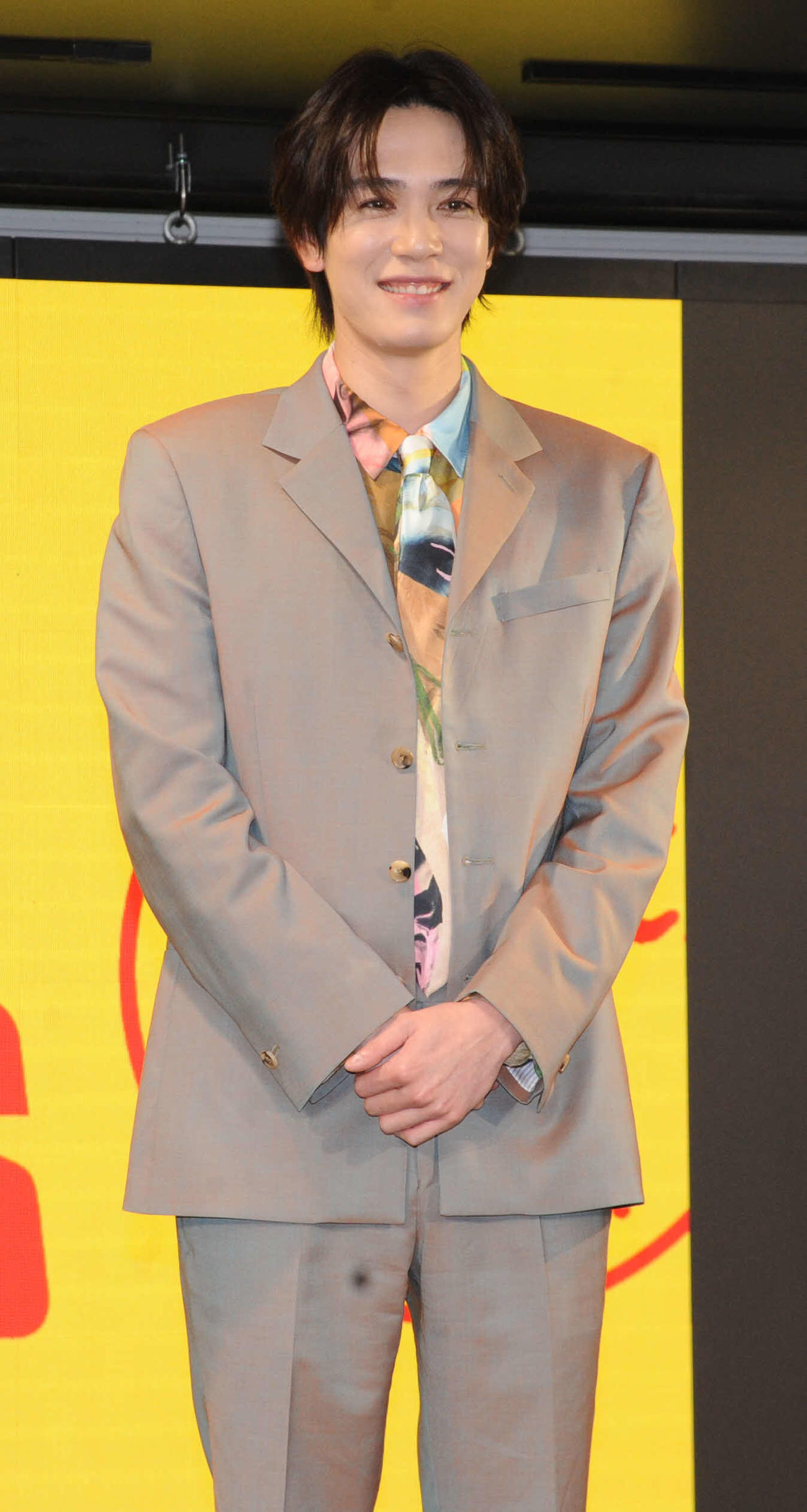 初写真集「ー」発売会見を行った内藤秀一郎（撮影・松尾幸之介）