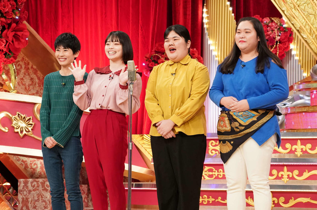 女芸人日本一を決める「女芸人No．1決定戦　THE W 2023」決勝でネタを披露する、ぼる塾