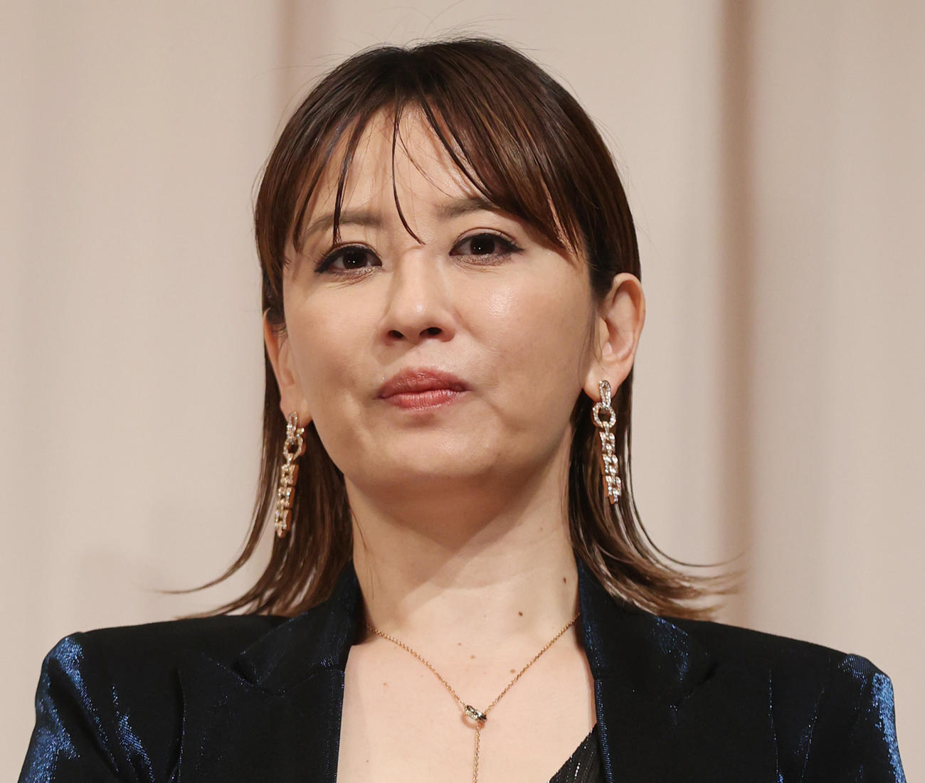 鈴木砂羽（2021年1月撮影）
