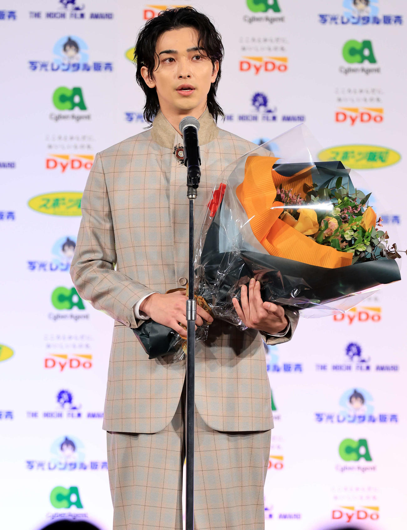 報知映画賞主演男優賞の横浜流星は受賞の喜びを語る（撮影・浅見桂子）