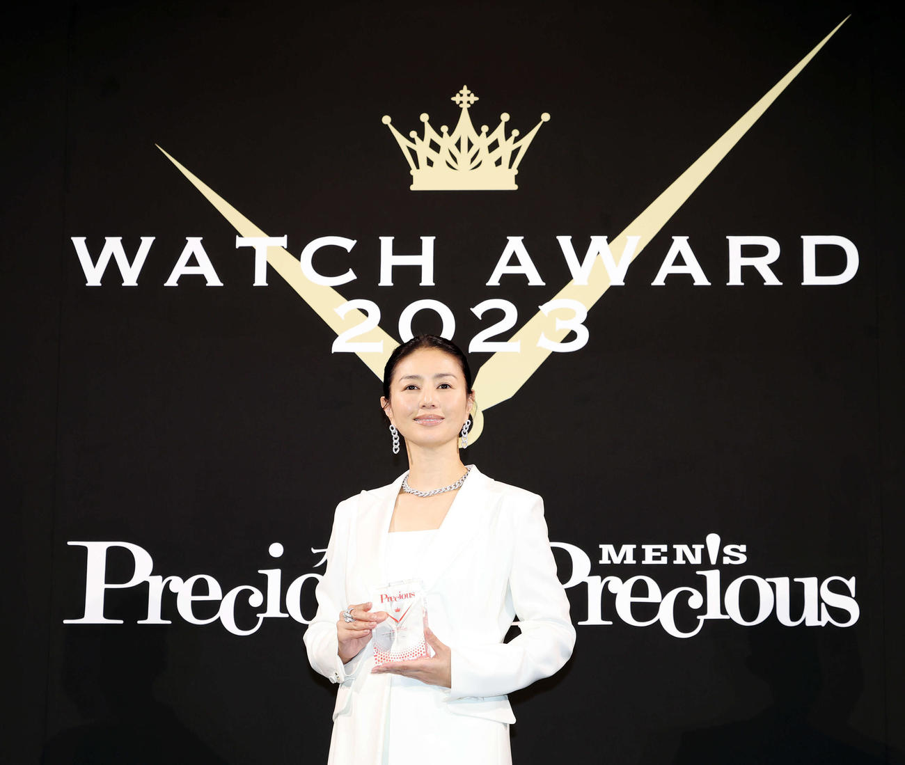 「Precious時の人」を受賞した井川遥（撮影・宮地輝）