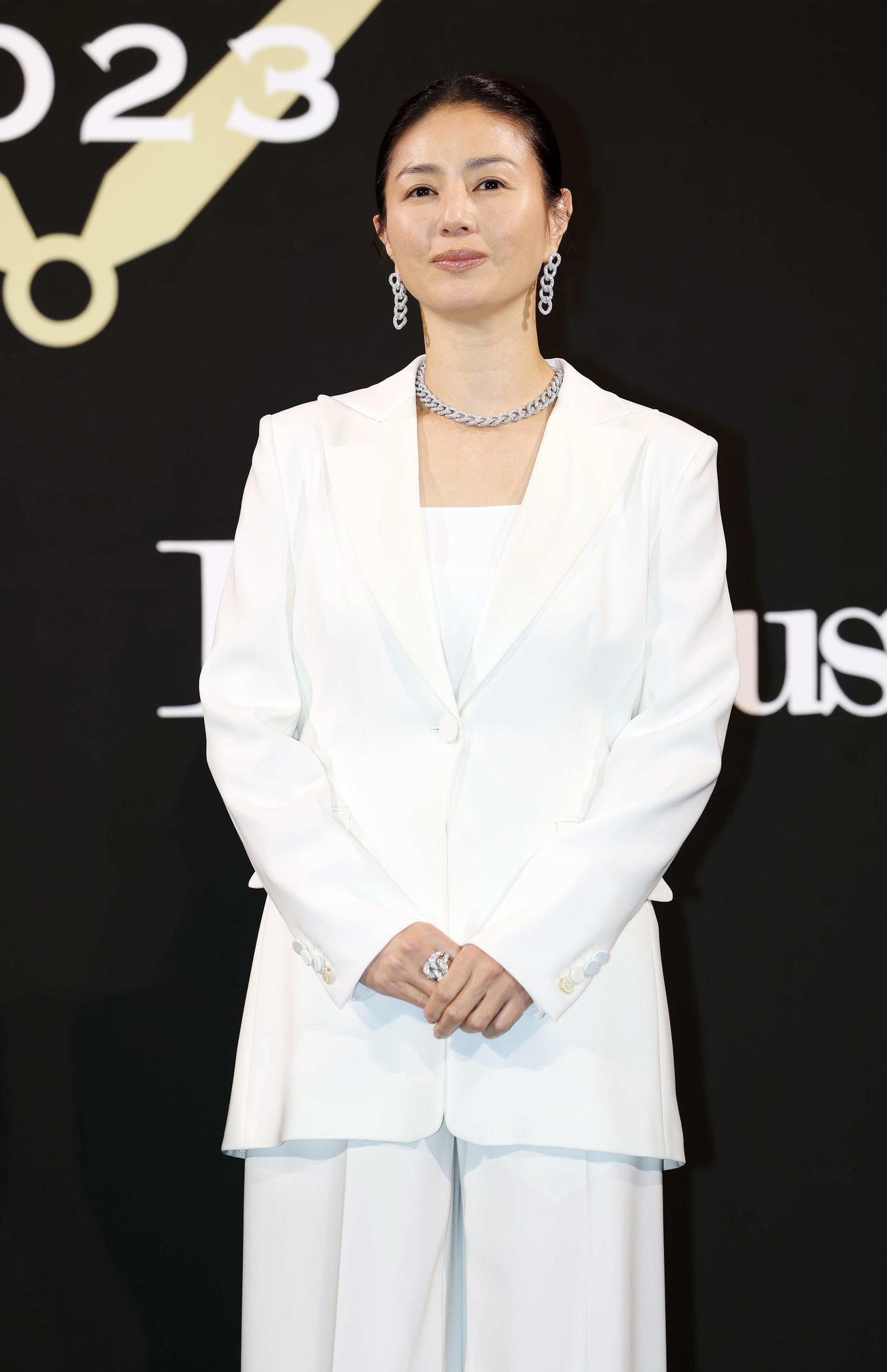 「Precious時の人」を受賞し、登壇する井川遥（撮影・宮地輝）